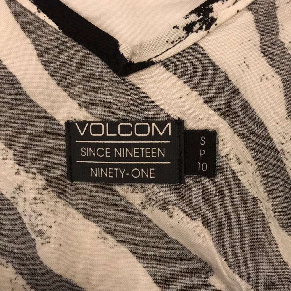 Volcom Cami - Picture 3 of 8